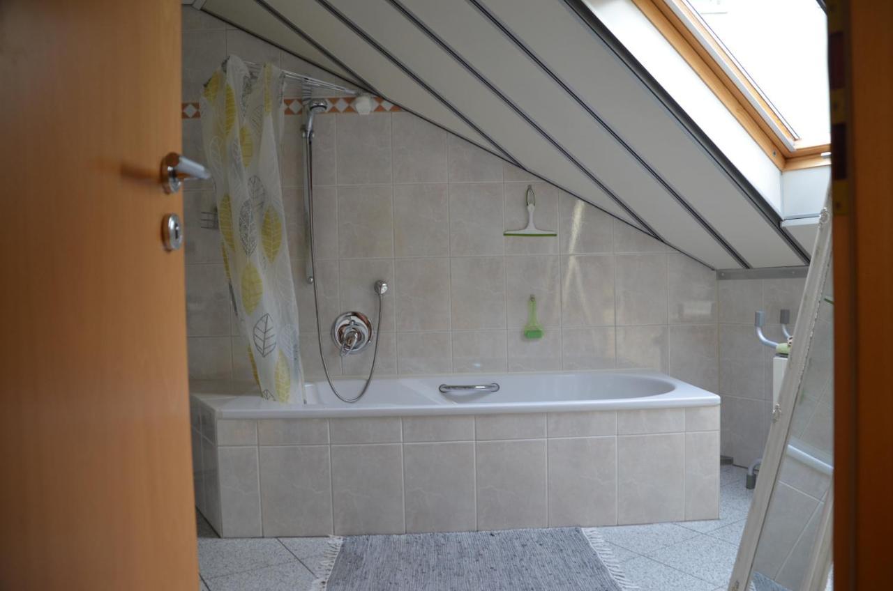 Ferienwohnung Rudolf-Lindner Neustadt an der Aisch Exterior foto